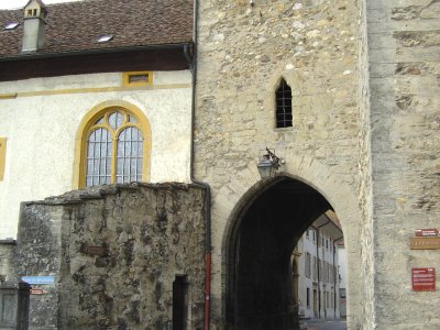 Porte des Dominicaines