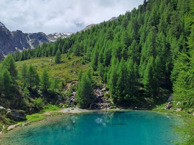 Le Lac Bleu