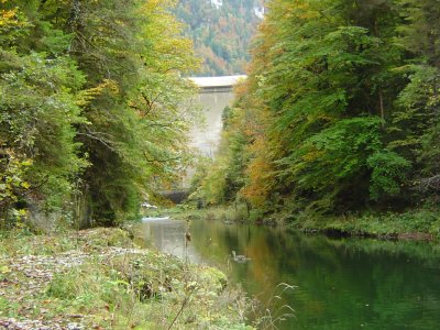 Au fond, le barrage