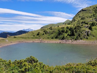 <p>Le lac de Chésery</p>