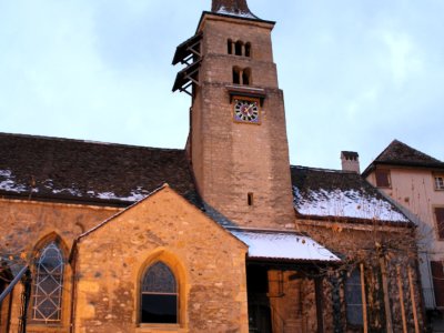Temple de Corcelles, point de départ des trois promenades
