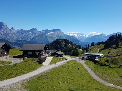 La vue depuis l'arrivée du train au col de Bretaye