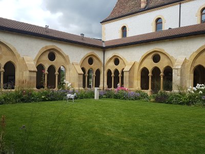Le cloître
