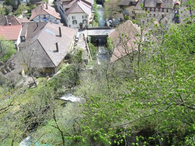 La Douanne se jette dans le lac
