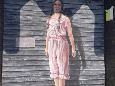 <p>Marthe Robert, première femme à avoir traversé le lac de Neuchâtel à la nage</p>