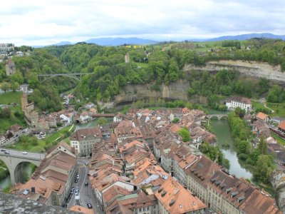 Vue grandiose depuis la tour de la cathédrale St-Nicolas
