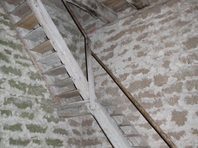 Un escalier dans la tour