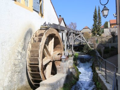 La magnifique roue à aube (pas en marche ce jour-là)