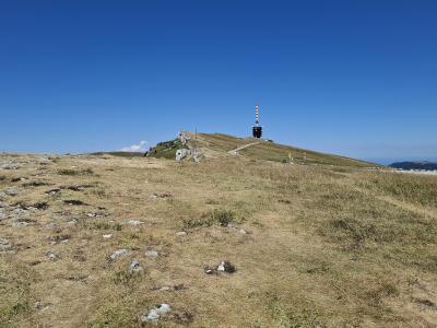 L'antenne, au sommet du Chasseral