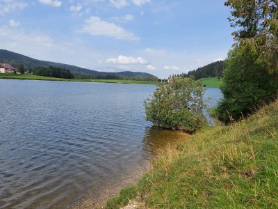 Le lac des Taillères