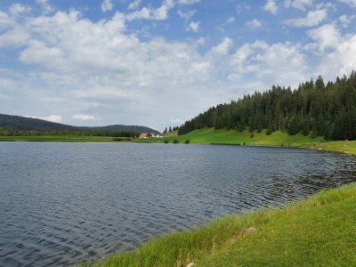 Le lac des Taillères
