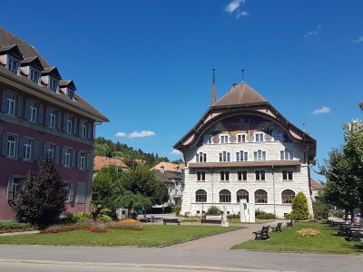 L'hôtel de ville (face ouest)