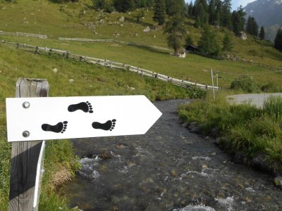 Sentier pieds-nus Siviez
