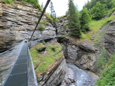Passerelle dans les Gorges de la Dala