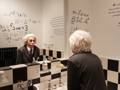 <p>Albert Einstein</p>