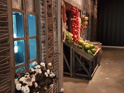 Epicerie, dans le studio