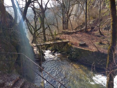 <p>En haut de la cascade</p>