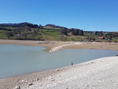 Entre l'île et la terre ferme