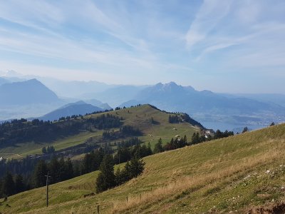 <p>Magnifique point du vue, au sommet du Rigi</p>