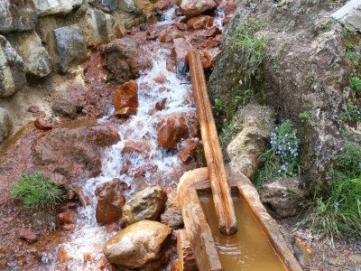 Fontaine ferrugineuse