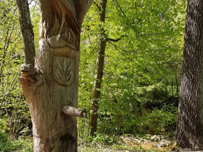 Fontaine avec héron et crapeau (Wehrenbach)