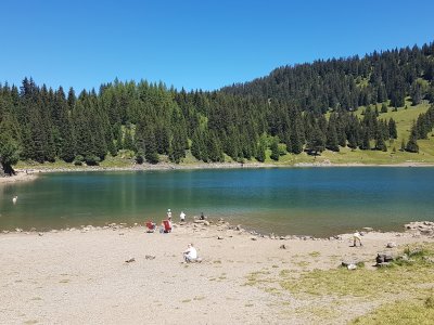 Arrivée vers le lac des Chavonnes