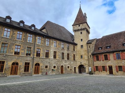 La cour du château