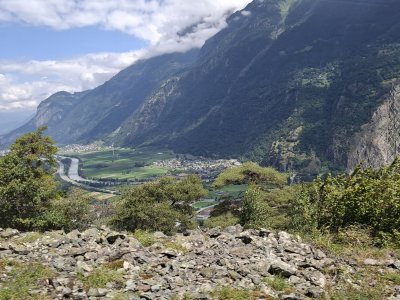 Vue sur la vallée du Rhône en montant en train