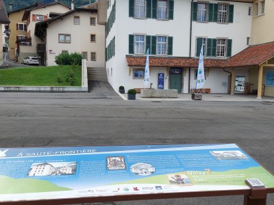 L'étape située en face de l'Office du Tourisme