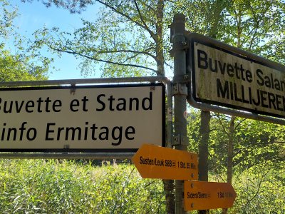 Deux buvettes se trouvent le long du sentier