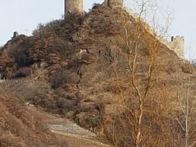 La tour Bayart et ruine du château de Saillon