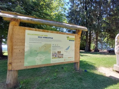 Départ du sentier, au point d'observation de St. Jodel