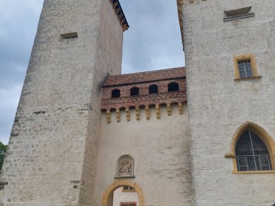L'entrée du château et la clé pour activer les animations