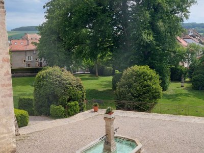 Vue depuis une fenêtre du château