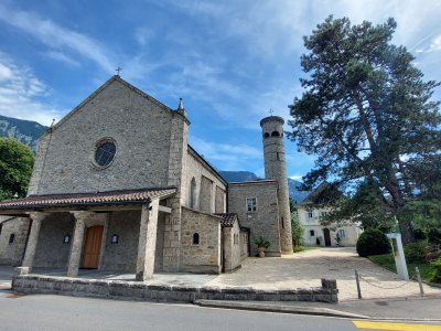<p>La magnifique église catholique de Bex</p>