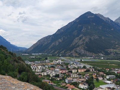 <p>Vue depuis le sommet de la tour du Château de La Bâtiaz<br></p>