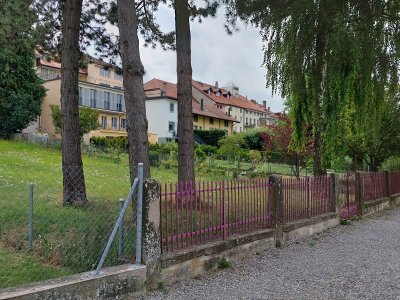 <p>Le long des murailles de Romont</p>