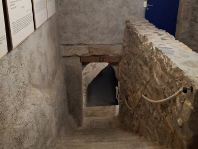 Derrière une porte du Circuit Secret