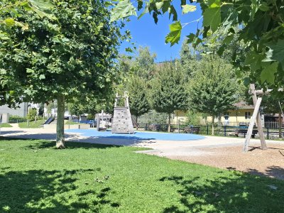 Place de jeux à Moutier