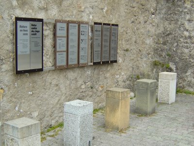 Le premier poste, contre les murailles du château de Grandson